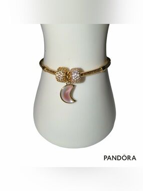 PANDORA Barrel Clasp Snake Chain Bracelet W/3 Charms & Safety Chain MSRP $864